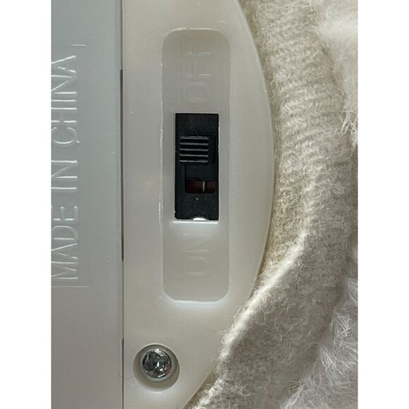 North Pole Imports Musical Plush Snowman‎ plays Frosty the Snowman - Picture 9 of 9